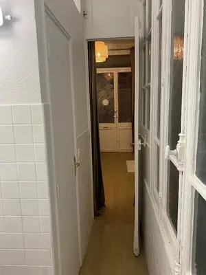 Salle de bains dans l'établissement Loge, Studio facing Gare du Nord