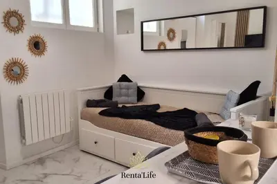 Un ou plusieurs lits dans un hébergement de l'établissement Appartement Studio, 2 Personnes, 5min de Paris