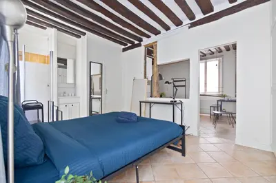 Plan de l'établissement Heart of Paris 1BR-4P Le Marais 7 Free Netflix