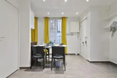 Plan de l'établissement Heart of Paris 1BR-6P Le Marais 8 Free Netflix