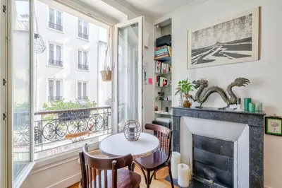 Plan de l'établissement Lovely 1BR Flat near Voltaire metro station