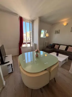 Plan de l'établissement Appartement Colisée Champs Elysées