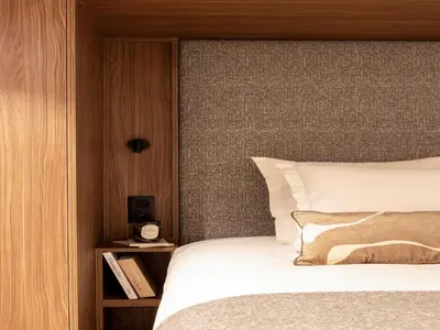 Un ou plusieurs lits dans un hébergement de l'établissement Luxury apartment -2BR-6P- Musée du Louvre