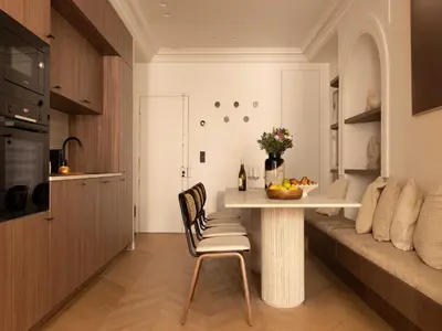 Cuisine ou kitchenette dans l'établissement Elegant appt- AC-2BR-6P- Musée du Louvre