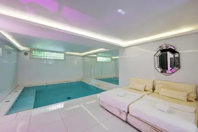 Plan de l'établissement Mansion with swimming pool - 5BD 10P - Neuilly