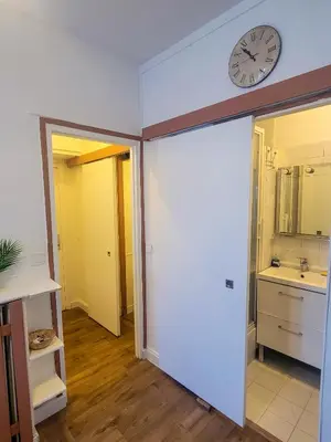 Salle de bains dans l'établissement Appartement avec vue sur la tour eiffel