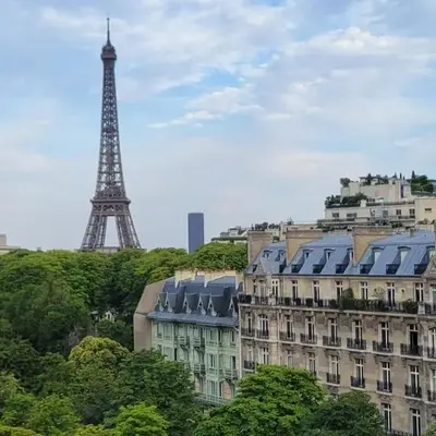 Appartement avec vue sur la tour eiffel