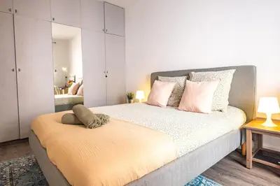 Un ou plusieurs lits dans un hébergement de l'établissement Appartement Place Monge 3 Guests