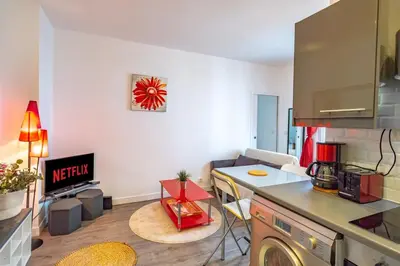 Cuisine ou kitchenette dans l'établissement Appartement Place Monge 3 Guests