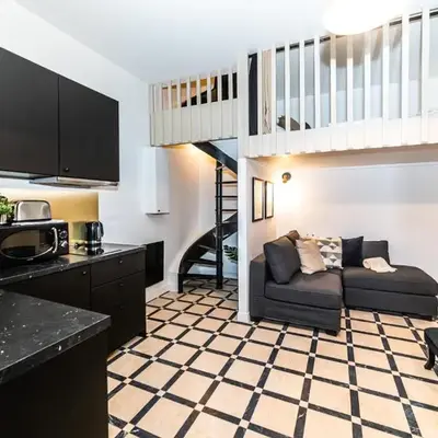 Triplex 50 m2 - Montorgueil & Marais