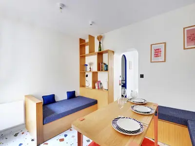 Coin salon dans l'établissement Authentic apartment - 1BR 2P - Goutte-d'Or