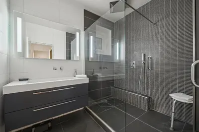 Salle de bains dans l'établissement Branly - Franco Russe 1bdr B'Your Home