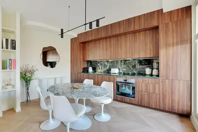 Cuisine ou kitchenette dans l'établissement Riverside Chic Loft