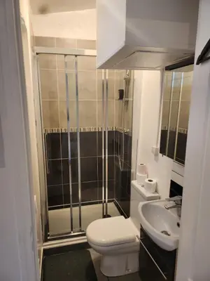 Salle de bains dans l'établissement Maison studio