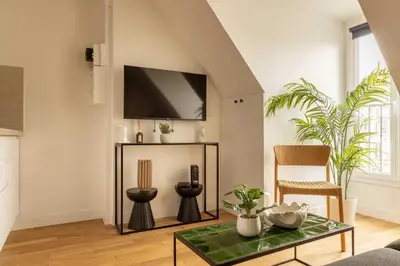 Plan de l'établissement Charming studio A C - 2P- Montorgueil