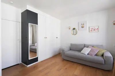 Coin salon dans l'établissement Gambey 2 - CI - CLASSIC - Cosy and calm Parisian flat for 2pers
