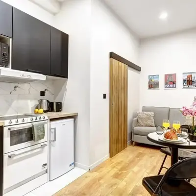 Leo Suite Cozy Studio