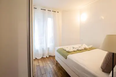 Un ou plusieurs lits dans un hébergement de l'établissement Nid cosy pour 2 pers -Canal St Martin -Paris 10*