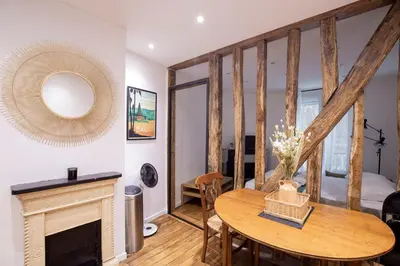 Plan de l'établissement Nid cosy pour 2 pers -Canal St Martin -Paris 10*