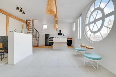 Cuisine ou kitchenette dans l'établissement Modern Loft - 2BR 4P- Saint-Ouen-sur-Seine