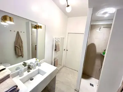 Salle de bains dans l'établissement Apartment - Arc de Triomphe - 4 people