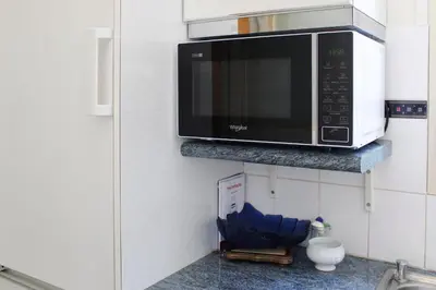 Cuisine ou kitchenette dans l'établissement Lovely Paris flat close to Eiffel Tower