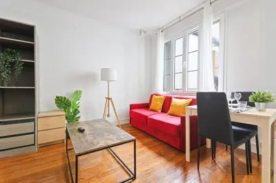 Coin salon dans l'établissement Heart of Paris Studio-2P Invalides Free Netflix
