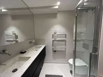 Salle de bains dans l'établissement 42ChercheMidi New 100m2 3BR Designer Flat in Paris 6th St Germain-des-Près