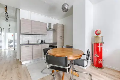 Cuisine ou kitchenette dans l'établissement Traversière III Boulogne-Billancourt Apartment4P