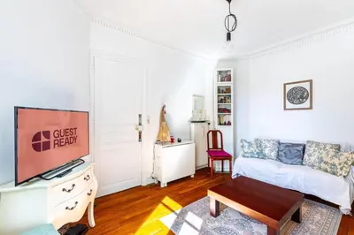 Coin salon dans l'établissement GuestReady - Gambetta Hideaway