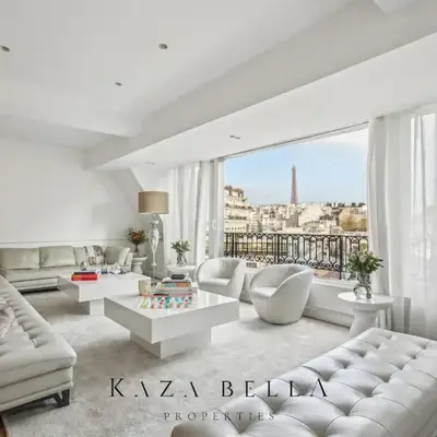 KAZA BELLA - Trocadero