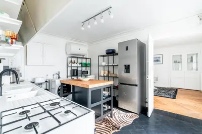 Cuisine ou kitchenette dans l'établissement Elégance Vendôme & Tuileries