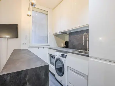 Cuisine ou kitchenette dans l'établissement Charming apartment - 2BR 4P- Javel