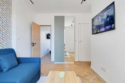 Télévision ou salle de divertissement dans l'établissement Charming Appt - 1BDR 4P - Saint Ouen