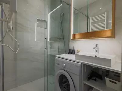 Salle de bains dans l'établissement Modern apartment -1BR-3P-Ternes