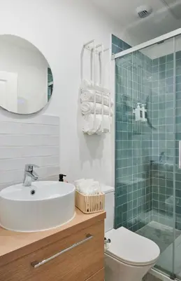 Salle de bains dans l'établissement Cozy & Family - Family 2BR Retreat - Paris 14 ème - Netflix & Treats