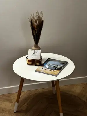 Bibliothèque dans l'appartement