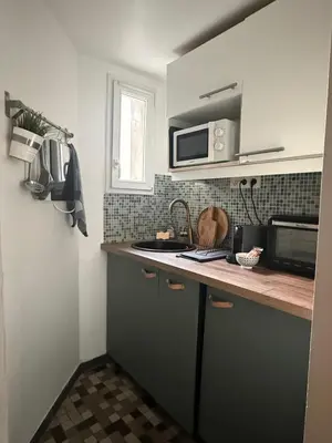 Cuisine ou kitchenette dans l'établissement PARIS with Love !