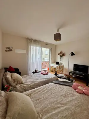 Un ou plusieurs lits dans un hébergement de l'établissement Paris center cosy 2pax private flat