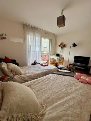 Un ou plusieurs lits dans un hébergement de l'établissement Paris center cosy 2pax private flat