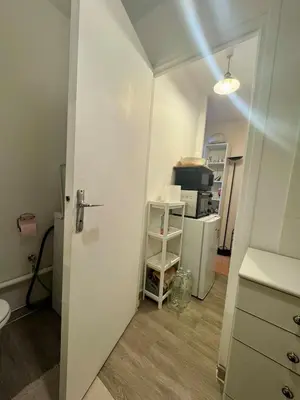Cuisine ou kitchenette dans l'établissement Paris center cosy 2pax private flat