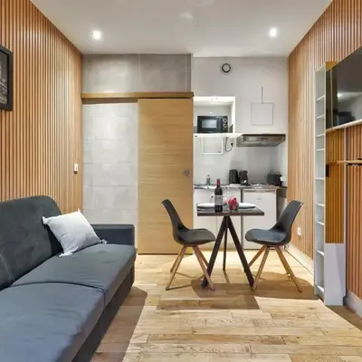 TBS 329 - Charming studio in Paris