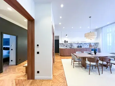 Cuisine ou kitchenette dans l'établissement Urban Flat 197 - Prestige Saint Honore