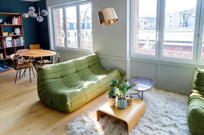Coin salon dans l'établissement Loft Spirit, 15 Minutes Walk from Eiffel Tower