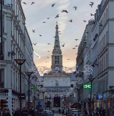 Vue générale sur Paris ou vue de la ville depuis l'appartement
