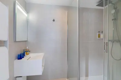 Salle de bains dans l'établissement Seb & Co