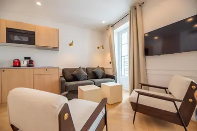 Coin salon dans l'établissement 1 Bedroom Flat - Crémieux, Bastille