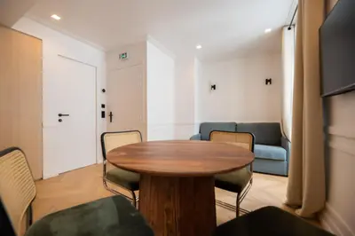 Coin salon dans l'établissement Cute one bedroom Flat near Bastille