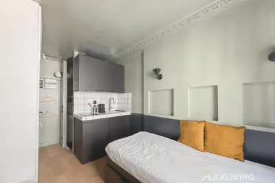 Cuisine ou kitchenette dans l'établissement Flexliving - Studio - Manuel