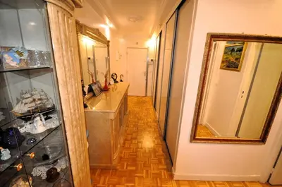 Cuisine ou kitchenette dans l'établissement Spacieux appartement pour 6, à Parc de la Villette